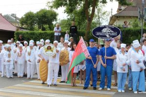 У карагодзе