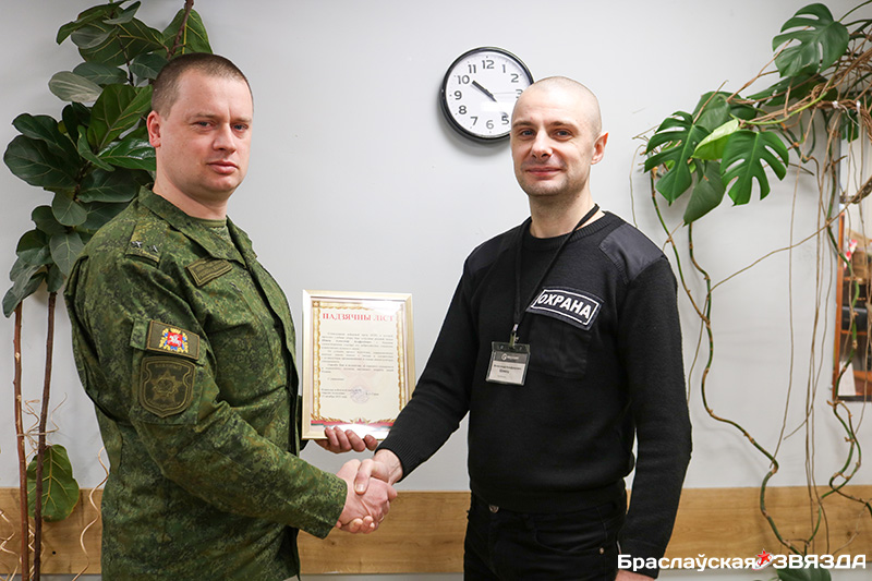 «За добросовестное отношение к воинскому долгу». Браславчанин отмечен ...